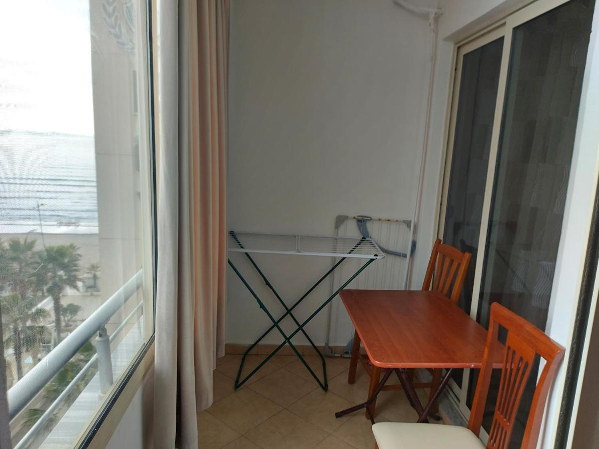 Bral Apartments 8 Two-Bedroom Beachfront Durrës Exterior foto
